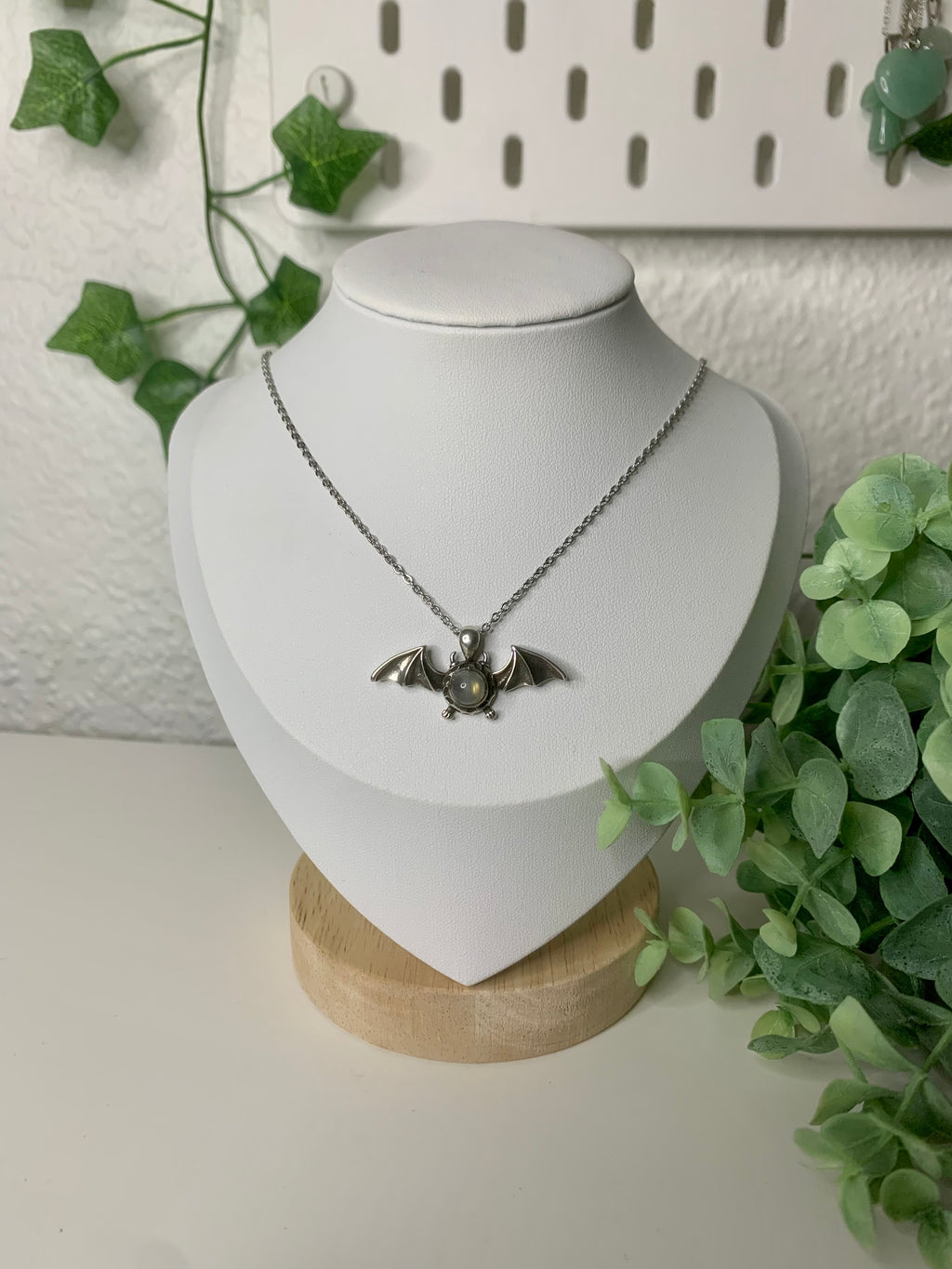 bat | halskette