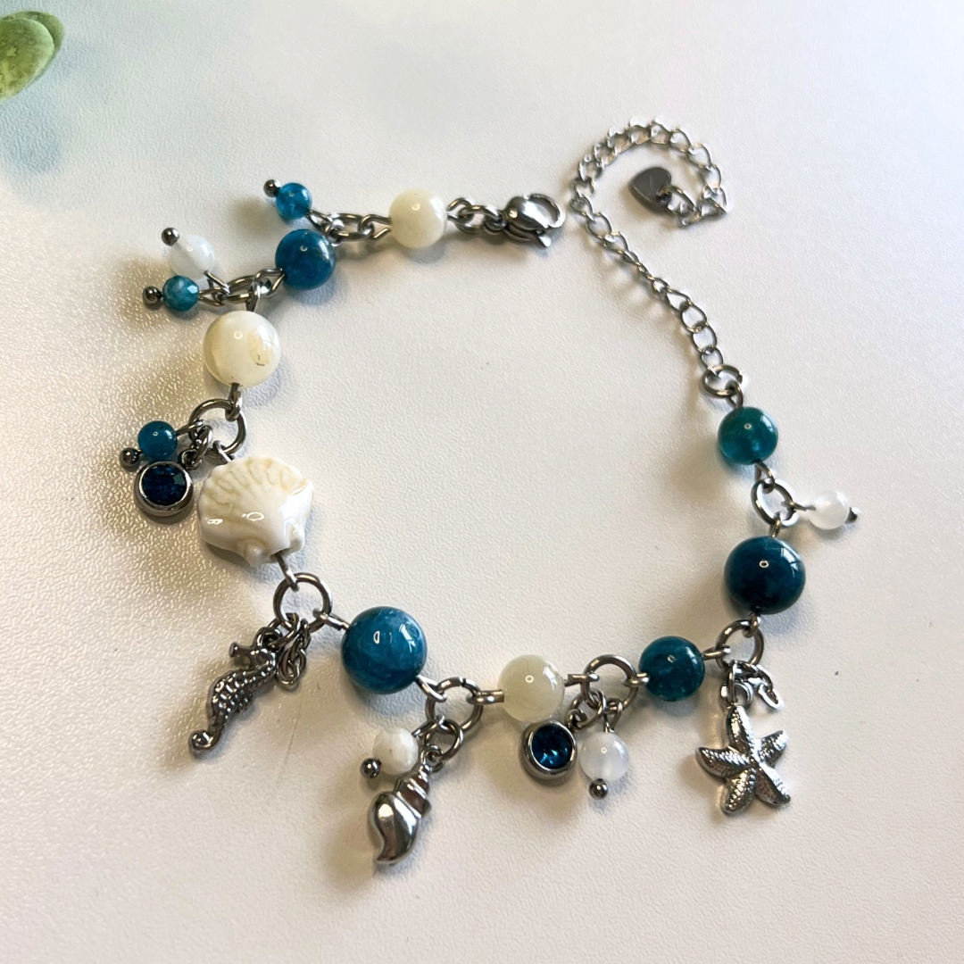 helena | charm armband