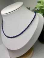 facettierte lapis lazuli kette