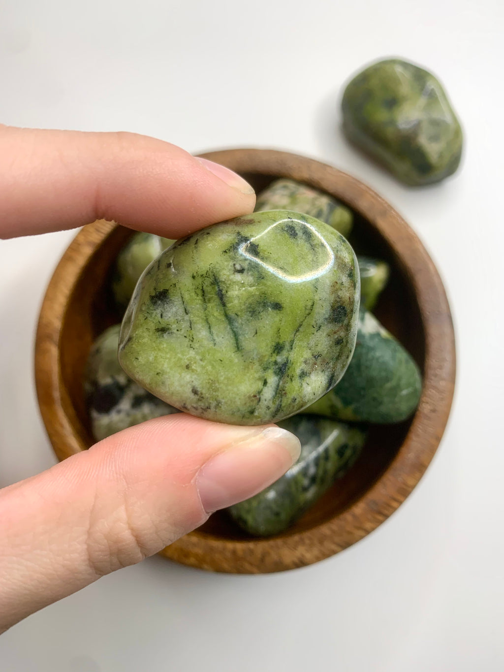 nephrit jade tumble (groß)